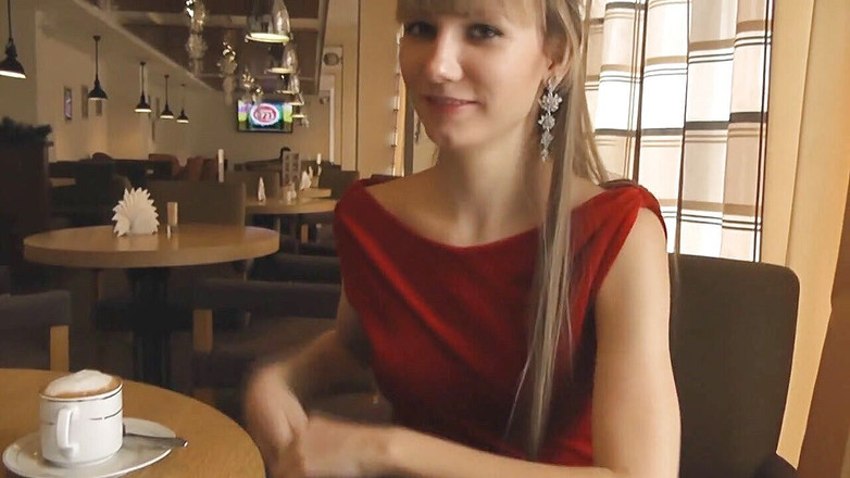 Angel The Dreamgirl: रेस्तरां