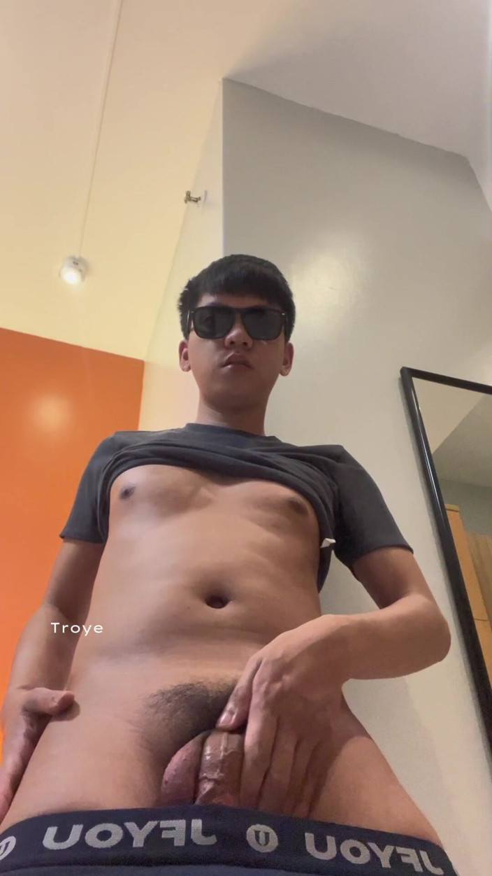 Troye_AsianPinoy: College Boy Fucks His Tight Pussy Toy
