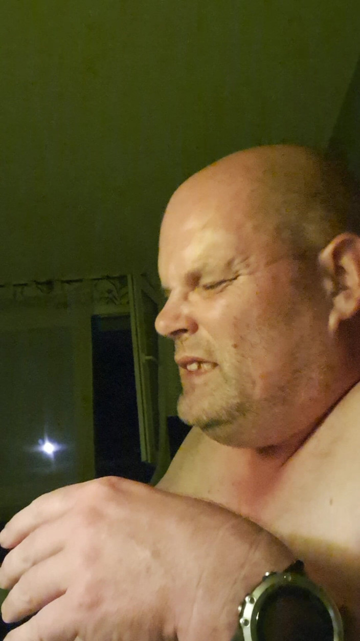 Fickspecht: The Right Tool for the Slut's Asshole
