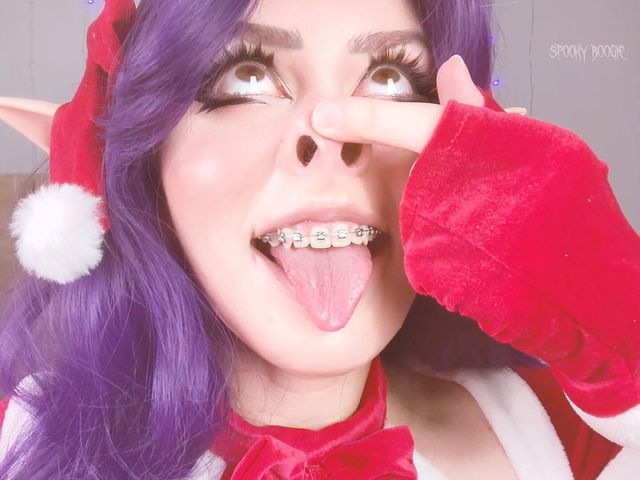 Christmas Elf Misato Katsuragi Does Piggy Nose and Grunts (Spooky Boogie)