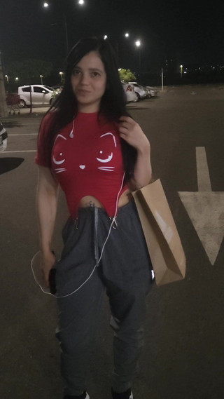 Crisanto999: 쇼핑센터에서 내 집으로 귀여운 어린 소녀를 데려갔어