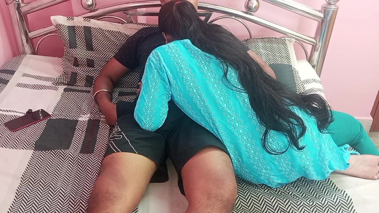 DesiSexCreator: Fată indiană futută în pizdă strâmtă, sex anal sexy cu audio...