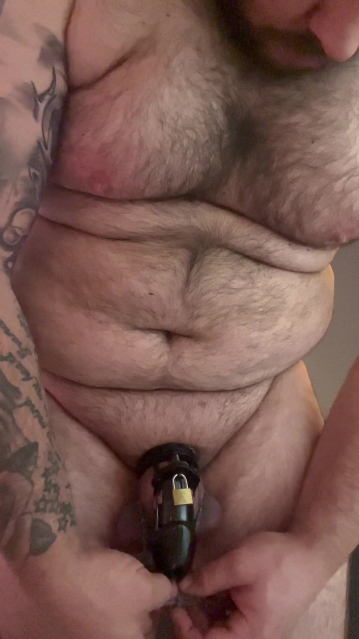 Shaun Cbt: 자지를 빠는 18세 소녀 