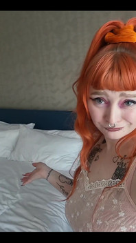 내 시간을 사용하여 POUT하고 또한 당신을 위해 콘텐츠를 많이 만들 수 있습니다