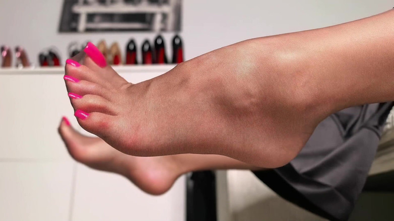 Goddess Lena: Гаряча спокуса - нейлон і мули