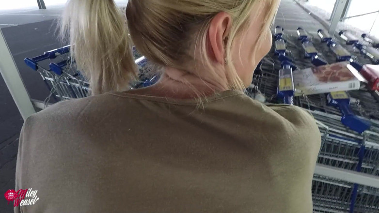 Miley Weasel: Wtf!! Stranger Guy Fucks Me Public in the Ass!!