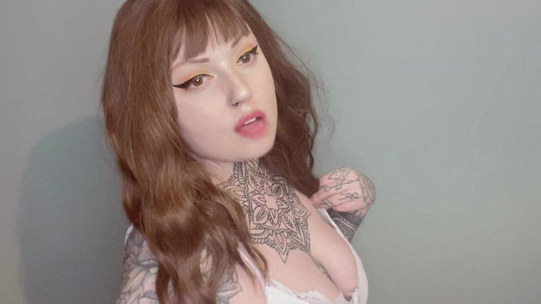 Miss Valentina: Swirlie Slave Task