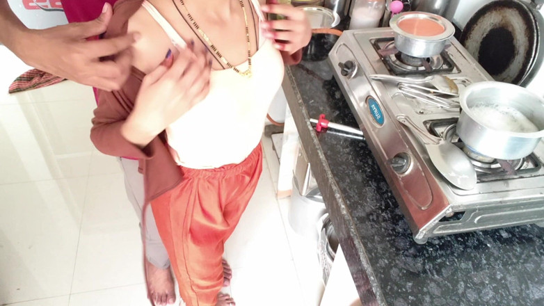 Silver_Worm: Indian Wife Kichten Fuck Hard