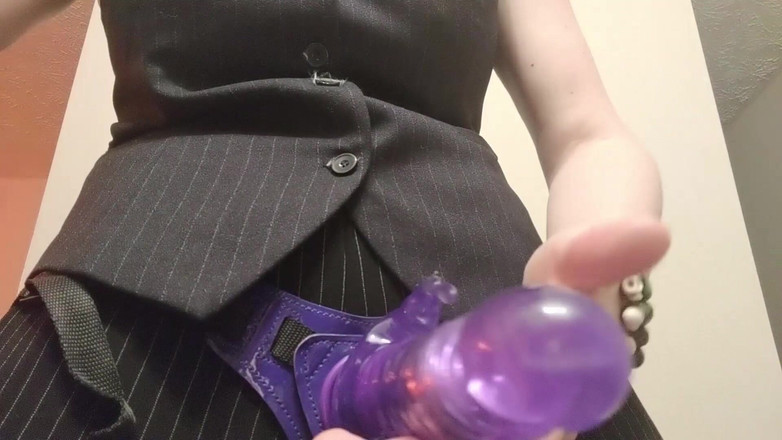 Geeky Femdom: सेना लेनी छाया राजा हावी