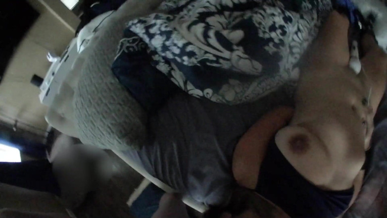 GringoELatina: Hot Latina likes to be restrained while blowing