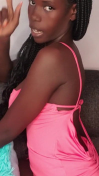 Sexy Kenyan Babe Twerking in a Pink Dress Just for You!