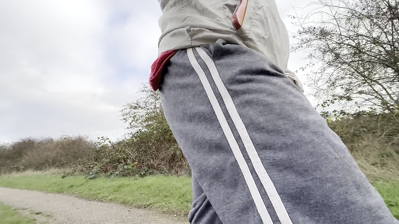 MrMagicDevil: Je suis commando en marche avec mon nouveau c*ckring