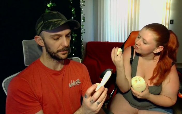 Sin Spice by Sophia Sinclair and Jasper Spice: Beyourlover - adult clock alarm clitóris e vibrador unboxing e masturbação