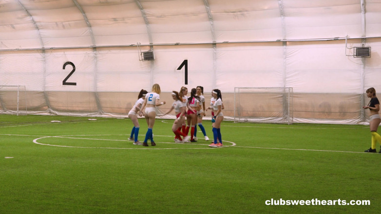 Club sweethearts: Vulva World Cup 2022