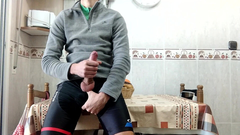Elvissc: Fitness Guy in Fishnet Makes His Big Hard Cock Cum...