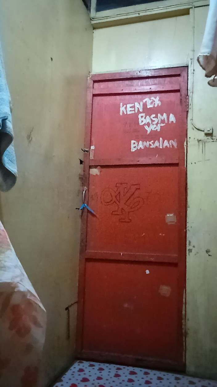 Reynaldo6: Acum, Regina obscenității se va fute mai târziu