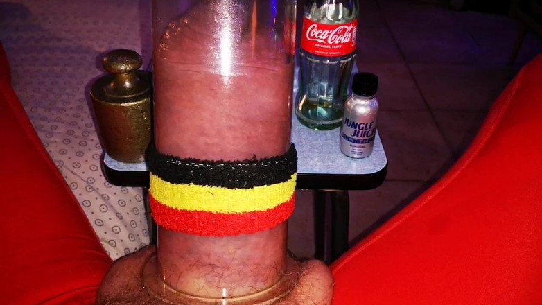 Monster_Meat_: 巨大的鸡巴生长!!