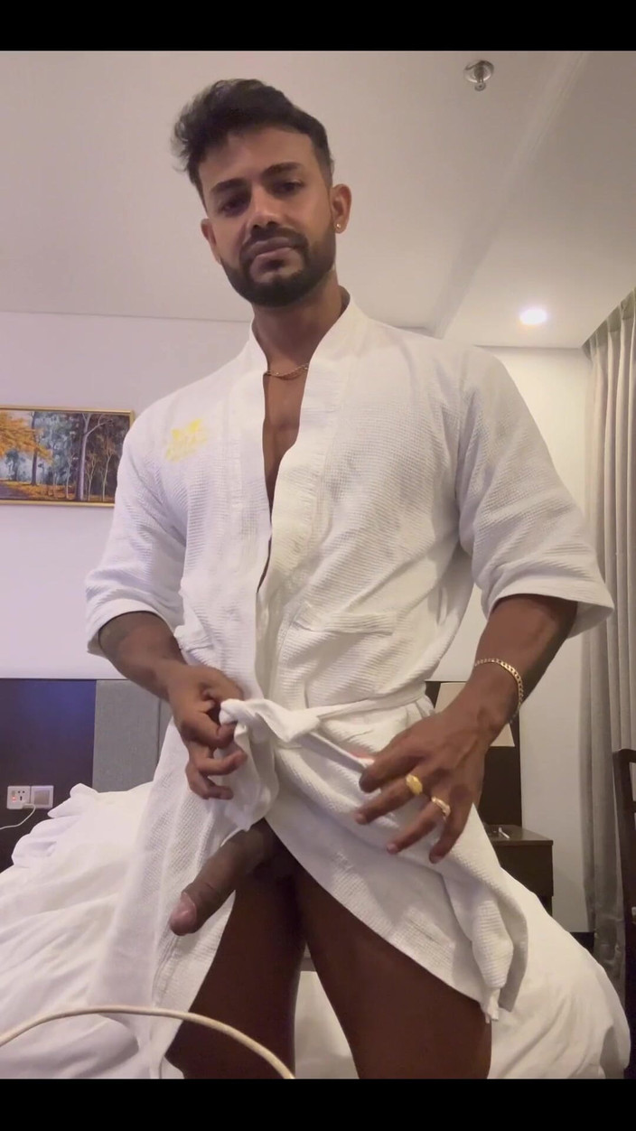 bonghunkx: Jsem tady sám, chceš se ke mně připojit?