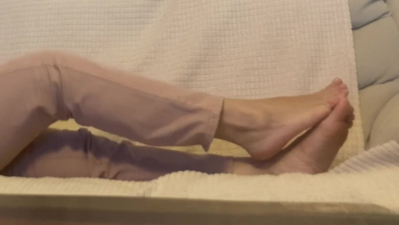 PriyaNaavya: Stare at Her Gorgeous Feet and Jerk off