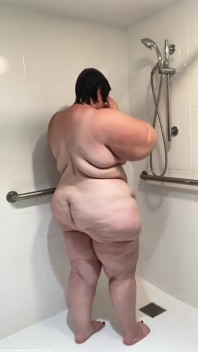 Fam Request Having a Shower Dont Need Help