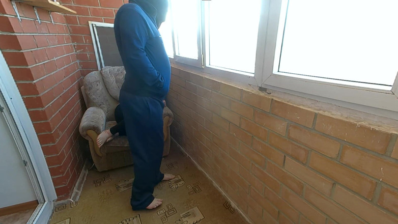 Angel_kisa: Mature bitch wanted to be fucked hard on the balcony