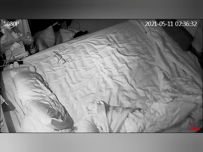 KittieNoOne: È venuto duro dentro di me