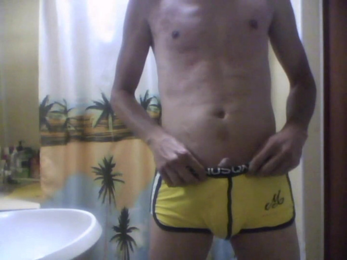 Rafael716: My new show in yellow underwear