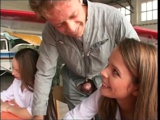 Africans Orgasm: Trzy gorące dziwki wpadają w przewrotne szpony Rocco Siffredi i...