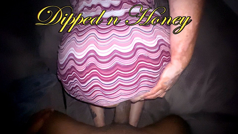 BD Hendrixxx: इसके साथ जाने के लिए चूत में वीर्य के साथ गुलाबी पोशाक की वापसी !!