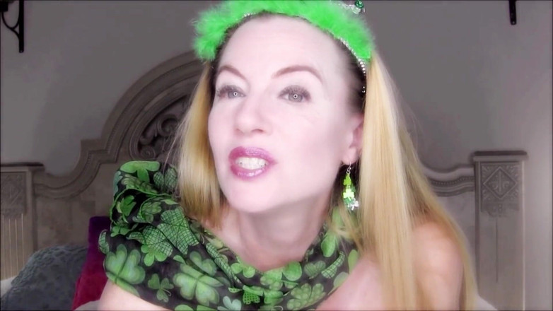Nikki Nevada: St Patrick's Day partying from head to toe - dildo fucking...