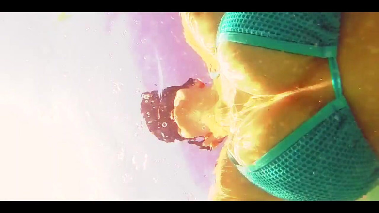 BritneySwallows: Summer Splash
