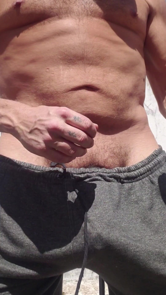 BBIG: Cash Alpha lördagsrutin på våren: Förödmjukar dig och tömmer din...