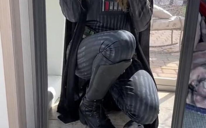 EvaSummers: NSFW Tiktok Cosplay Star Wars Lady Vader Sexy Złośliwiec Zerżnięta...