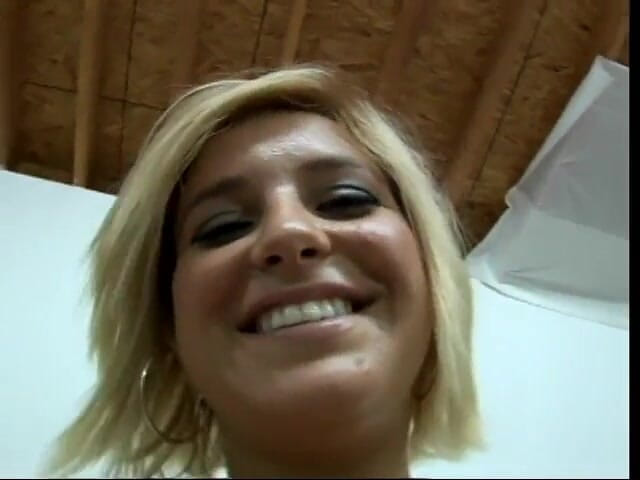 Wild Suckers: Hard fuck in the pussy for this gorgeous blonde with...