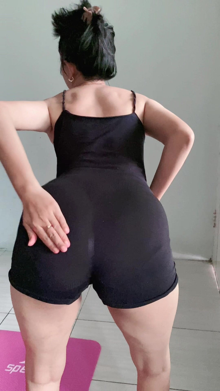 Bella Ivanka: Smak bycia z nauczycielem gimnastyki