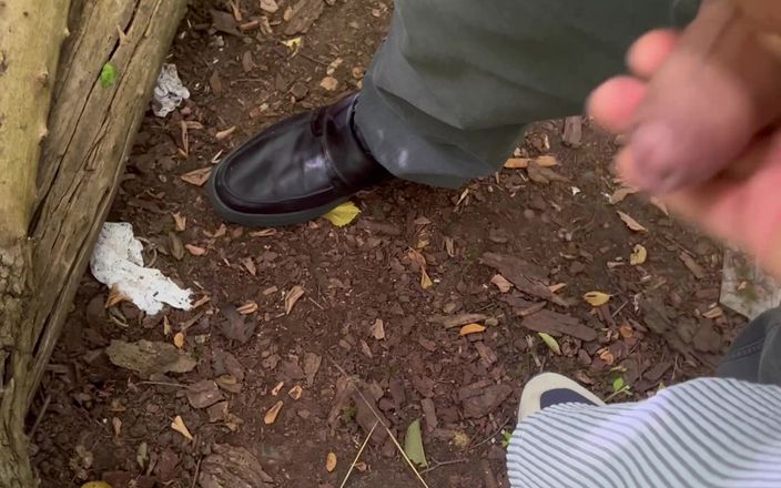 Kadu: Kluci nemohou odolat mému čůrákovi, proč?