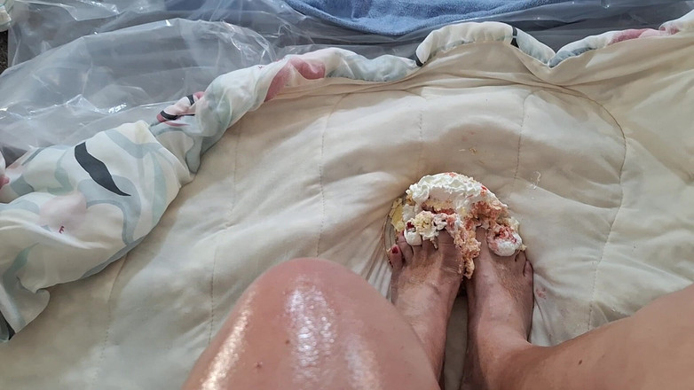 Victoria Lecherri: 足遊び好きの皆さんへ!