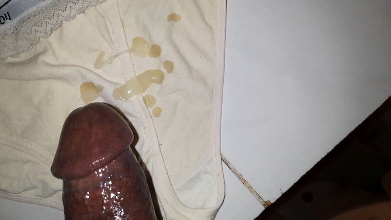 Black guy: Stříkání na její kalhotky, scéna 1