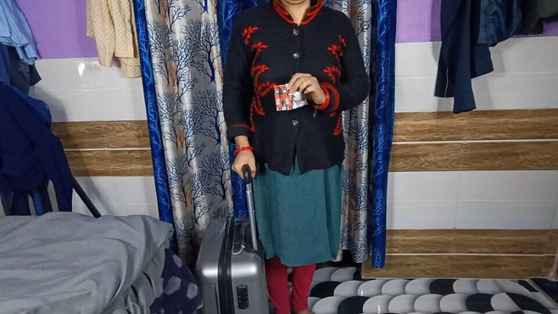 Pyaripooja22: La cognata regala il preservativo a suo cognato dopo essere...