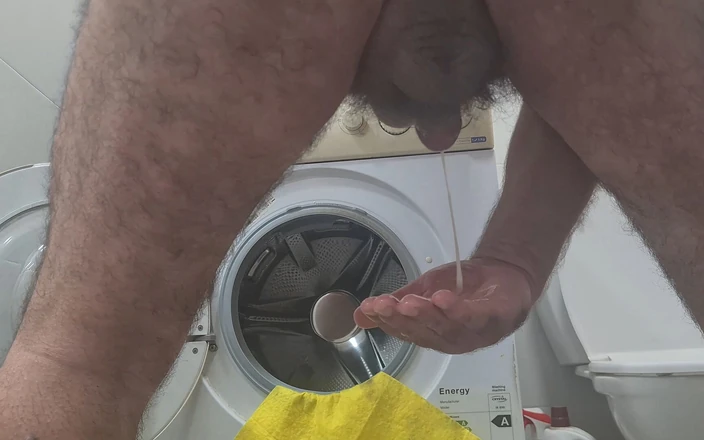 Ilovetobenaked: So Much Cum! Super Intense Orgasm!