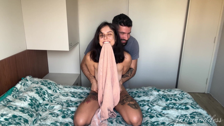 Shamelesscouple: Julia's First Tickle and Challenge Video