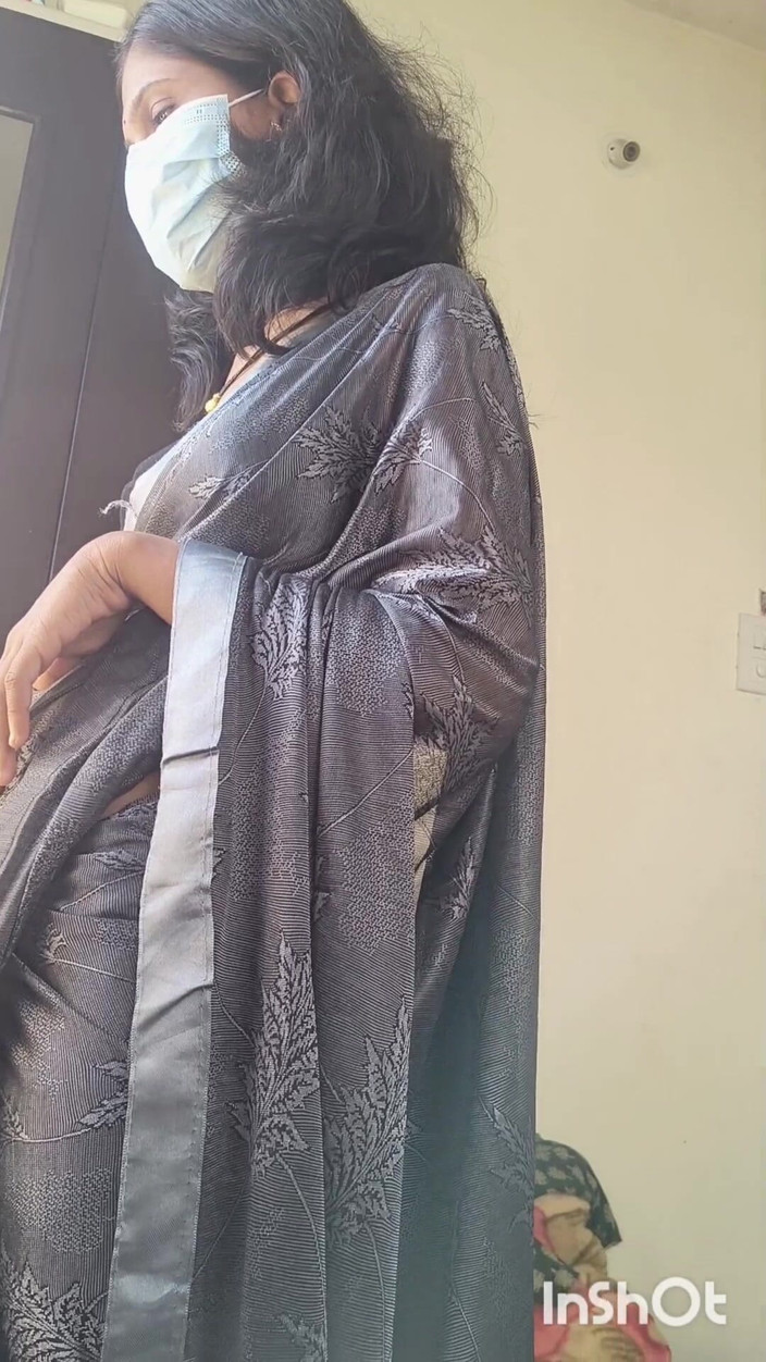 Desishycouple: Due bei bhabhi in sesso hardcore con l'amico del marito...