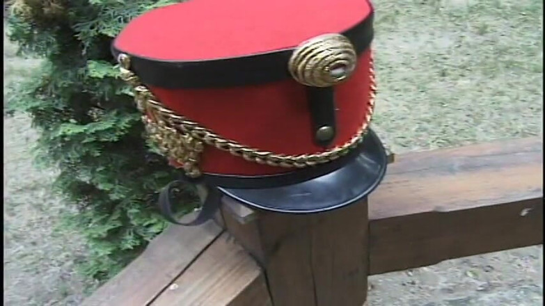 3 Bangers: Schönes teen bekommt einen schwanz ins arschloch und 1 schwanz in...