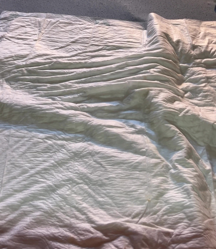 Almaviva: 6 buçuk cm dildo ile götsüz kağıt ve sarkma deniyor