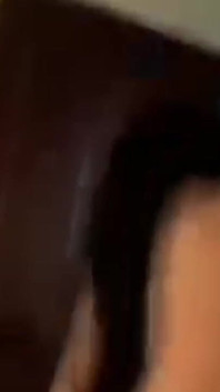 Ona uwielbia jeździć moim kutasem i być uderzona, dziwka, która chce kutasa i walenie