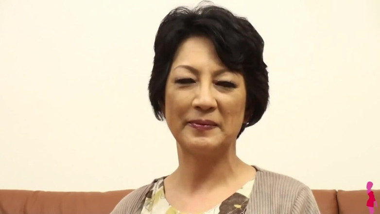 Asians in love: Japanese Hentai Milf 4