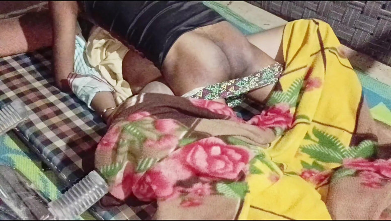 Indian sex2: Sex s indickou nevlastní sestrou celou noc