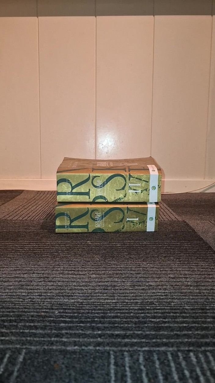 NoFace Twink X: Gay twink vários brinquedos enormes