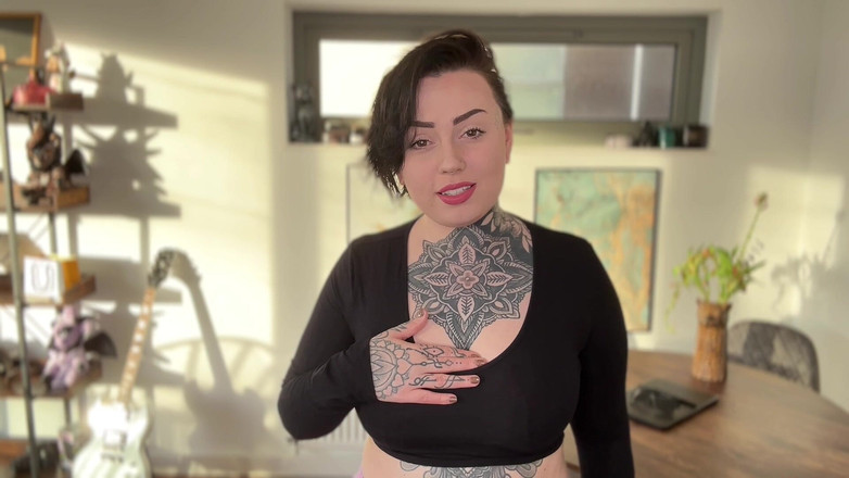 Miss Valentina: 31 talimatıyla yatakta