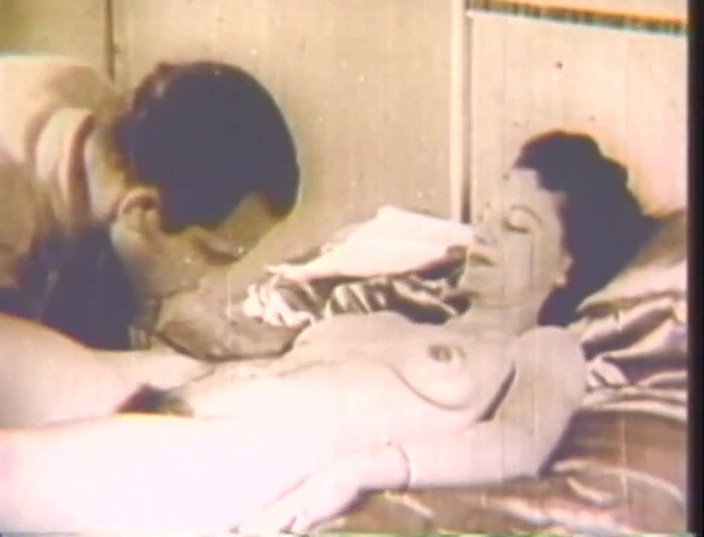 Vintage megastore: Антикварный трах дома с дикой брюнеткой